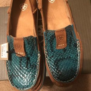 Ariat. Brand new size 7 1/2. Cruiser. New earth suede/ Turquoise snake
